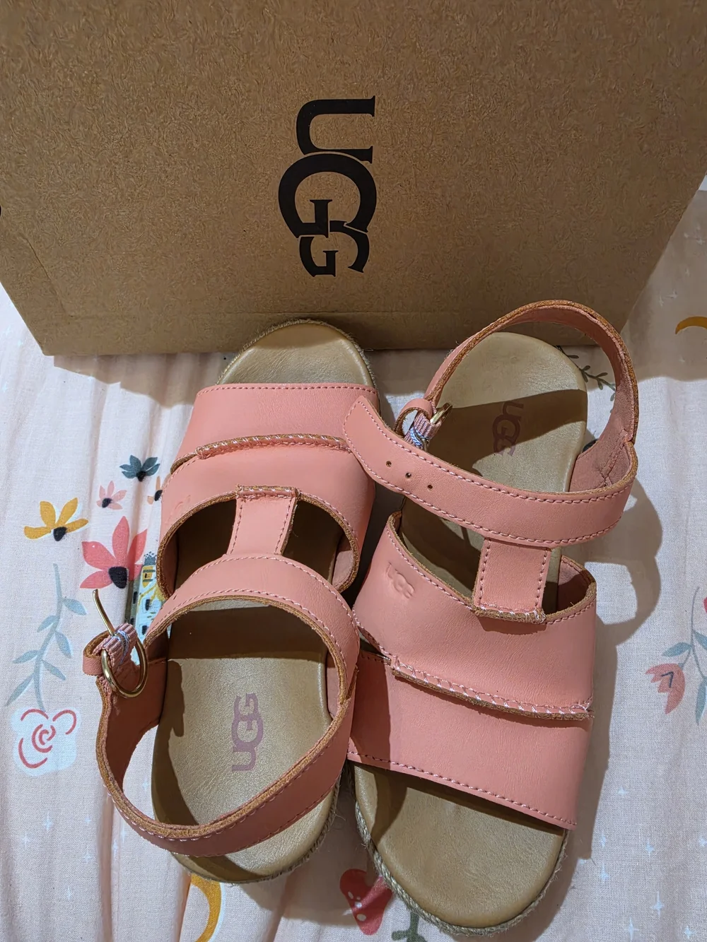 UGG Kids Millia Coral Sandals